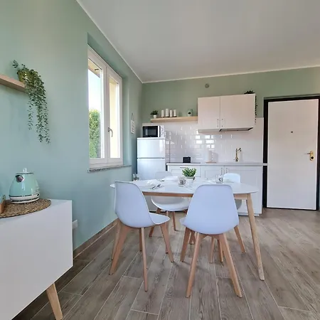 Ama Homes - Balcony Lakeview * Белладжо