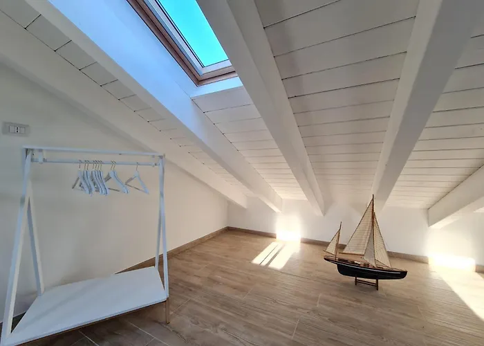 Ama Homes - Balcony Lakeview דירה בלאג'יו