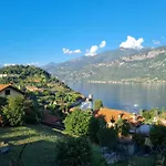 Ama Homes - Balcony Lakeview *