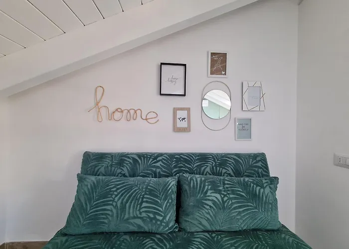 Ama Homes - Balcony Lakeview Apartament *